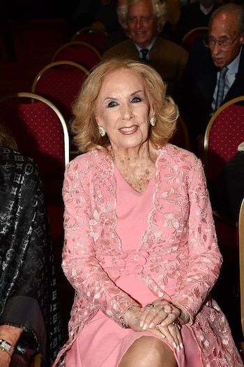 Mirtha Legrand Look