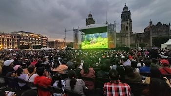 A la asistencia de 15 mil personas