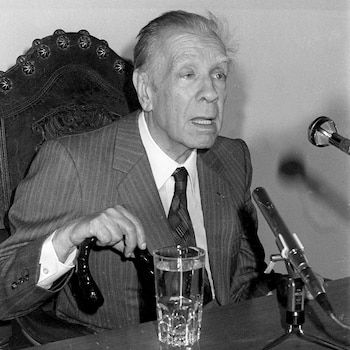 Escritor argentino Jorge Luis