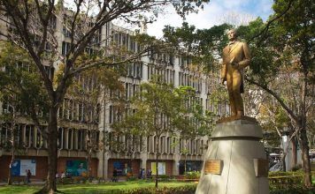 UCAB presenta un libro sobre propuestas para aumentar la escolarización UCAB presenta un libro sobre propuestas para aumentar la escolarización