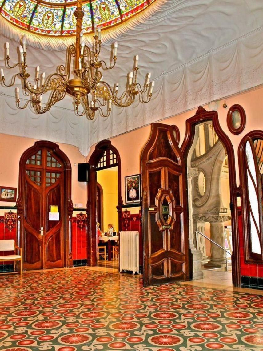 Interior de la lata en el mal
