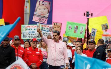 Las protestas de Maduro por el caso de la niña venezolana se separaron de sus padres deportados: Las protestas de Maduro por el caso de la niña venezolana se separaron de sus padres deportados: