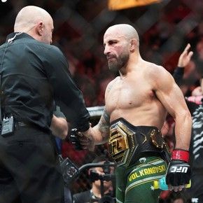 La bolsa que se tomó Volkanovski, Lopes y todos los combatientes del UFC 314