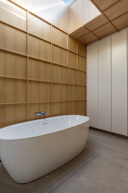 Japan House / Leo Roman - Imagen 16 de 26
