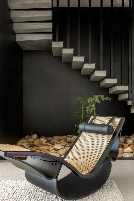 Japan House / Leo - Fotografía interior, sillas