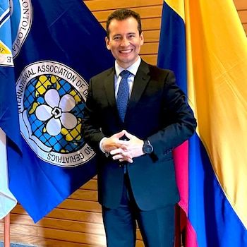 Dr. Robinson Cuadros, doctor