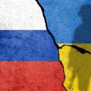 Ucrania continúa atacando a Rusia y mantenerse firmes en la ofensiva