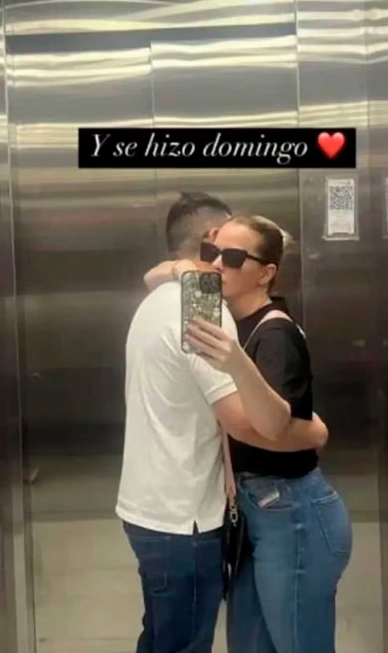 Alejandra Maglietti y su novio en la publicación en Instagram (Foto: @Aalemaglietti)