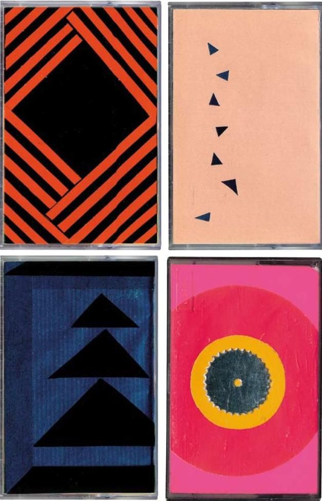 Casetes de los criadores, Pixies, Blondie y 'Varios', los primeros tres creados por Miguel Caballero y La Cuarta por Jasone Anso.