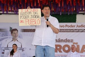 El presidente de la mesa