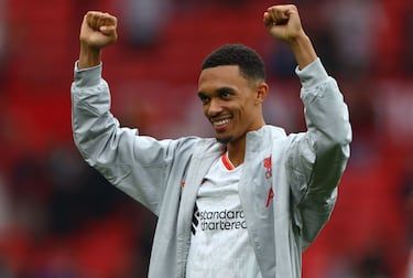 Alexander-Arnold, punto final