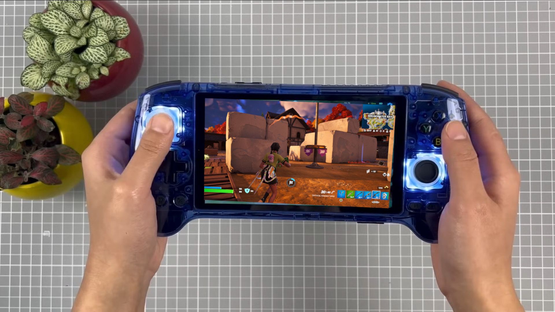 El Anbernic RG556 es una consola barata con Android, ideal para juegos de este sistema operativo.