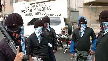 Los grupos colectivos armados responden