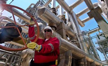 Venezuela continuará operando en campos que Chevron dejará para sanciones, dice Maduro Venezuela continuará operando en campos que Chevron dejará para sanciones, dice Maduro