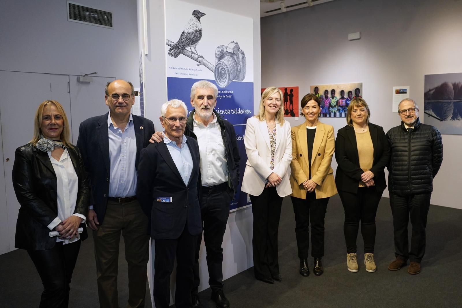 En Images: Exhibición 'La Corneja Cindenta' Crows en Bilbao