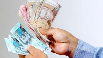 Dina Boluarte busca el aumento