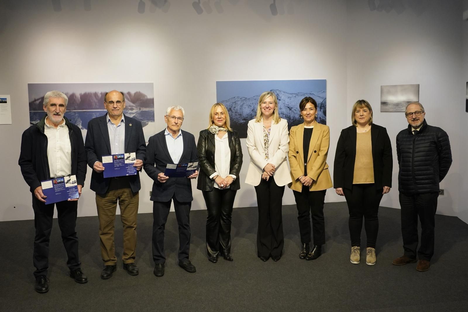 En Images: Exhibición 'La Corneja Cindenta' Crows en Bilbao