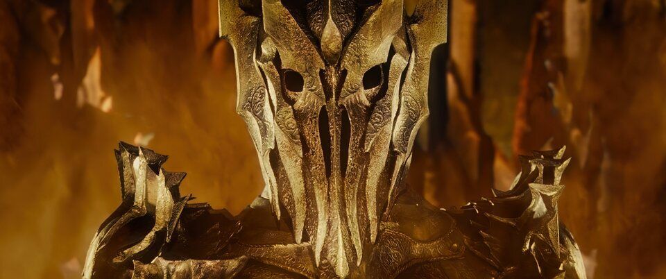 Sauron también tiene forma física incluso sin el anillo