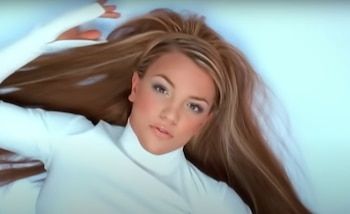 Britney Spears fue golpeado por