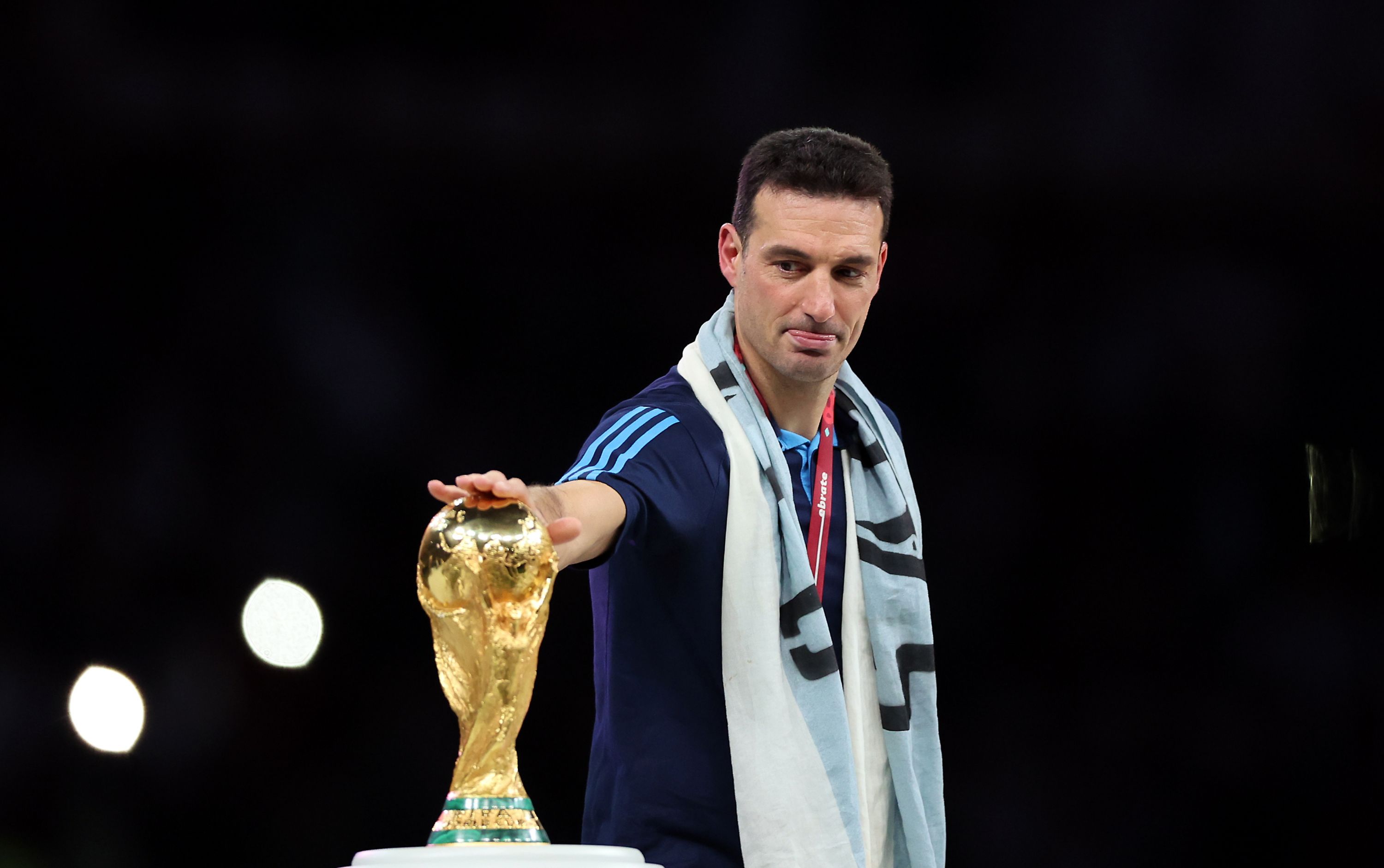 Scaloni niega haberlo llamado del equipo nacional brasileño