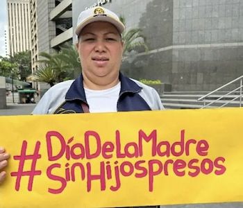 Madres en defensa del
