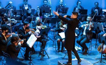Carlos Cruz Ten Symphony Orchestra presenta la quinta parte de Tchaikovsky Carlos Cruz Ten Symphony Orchestra presenta la quinta parte de Tchaikovsky