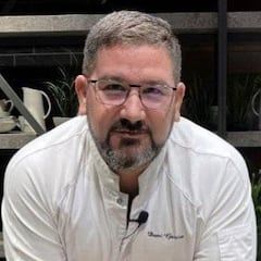 Un dos estrellas Michelin sigue a Dabiz Muñoz: Dani García se despide de su restaurante en la granja