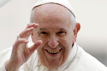 Parolin y Tagle emergen como