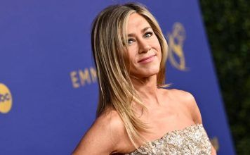 El hombre que se estrelló contra la casa de Jennifer Aniston fue acusado de acosarla durante años El hombre que se estrelló contra la casa de Jennifer Aniston fue acusado de acosarla durante años