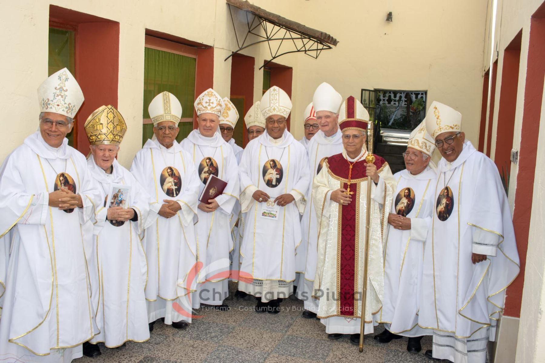 Papa Leo XIV, en una de sus últimas visitas a Chulucanas en 2024. El entonces obispo Robert Francis Prévost trabajó pastoralmente en esta diócesis del norte de Perú desde 1985. Foto de cortesía: Paul Suion Suion Papa Leo XIV, en una de sus últimas visitas a Chulucanas en 2024. El entonces obispo Robert Francis Prévost trabajó pastoralmente en esta diócesis del norte de Perú desde 1985. Foto de cortesía: Paul Suion Suion