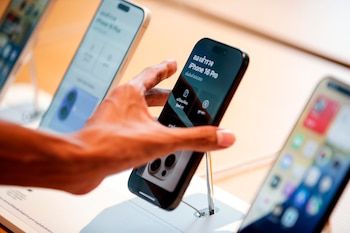 Conectividad satelital en iOS 18.5
