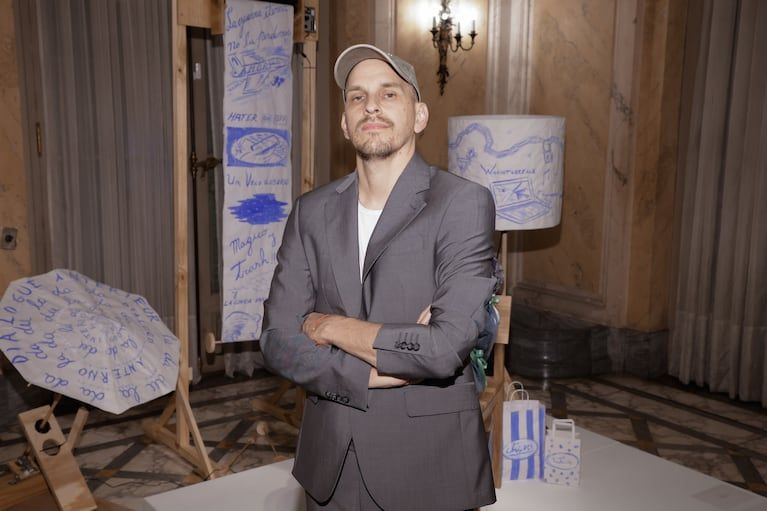 El vecino de Nahuel presentó su exposición Versalles. (Foto: Grupo de masas)