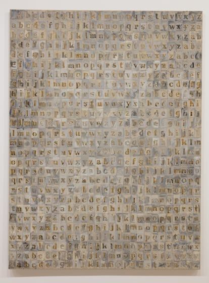 'Johns Gray Alphabet, 1991', Encustics and Collage on Canvas, trabajo de Elaine Sturtevant. © Sturtevant Estate, París.