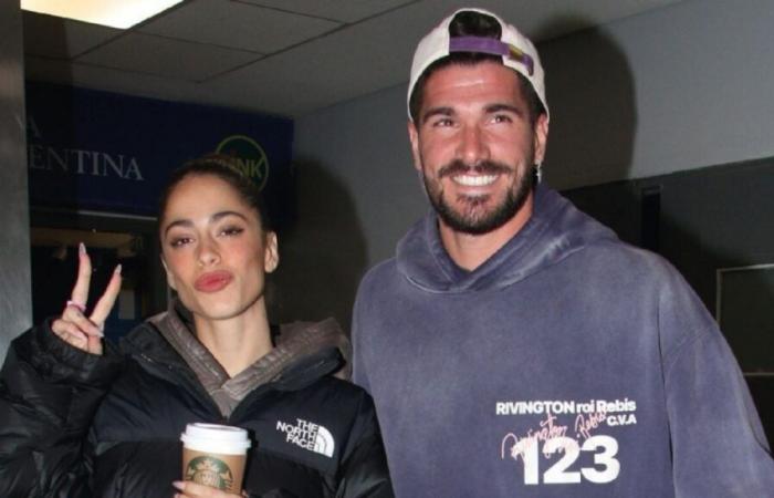 El gesto de Rodrig de gestos de Tini stesselel de Tini -.