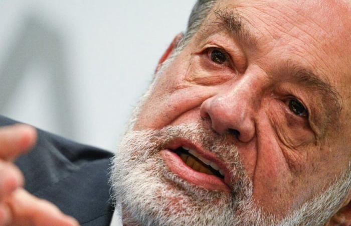 América Móvil inflige las estimaciones de ganancias antes de la desaceleración de la economía mexicana.