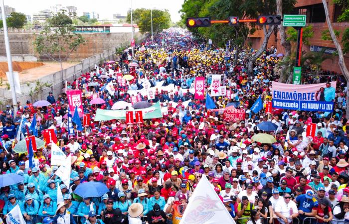 La clase trabajadora de Bolívar marchó en rechazo del arresto de venezolanos en el extranjero.