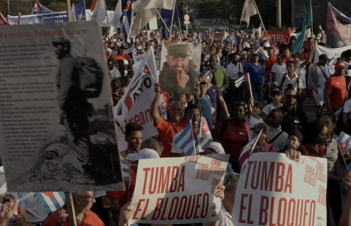 Una nueva demostración de revolución (+fotos) -.
