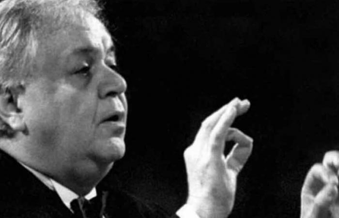 Cuba rinde homenaje al compositor griego Mános Hatzidákis en su centenario.