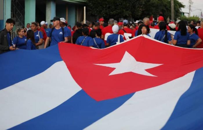 Por Cuba, el Espíritu está juntos el 1 de mayo del 1 de mayo (+Fotos) – Escambray -.