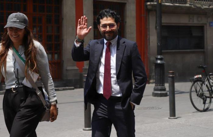 La June – Annound Sheinbaum Transición al día de trabajo de 40 horas -.