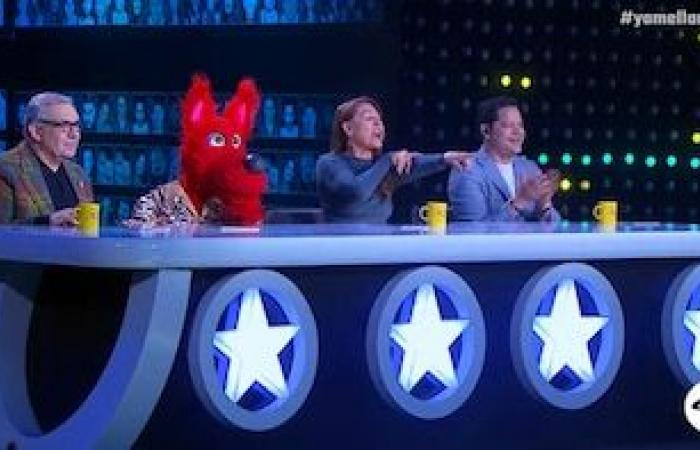 Los padrinos dejaron todo en el escenario para los mini imitadores, pero solo uno tomó los regalos; Esta fue la noche -.