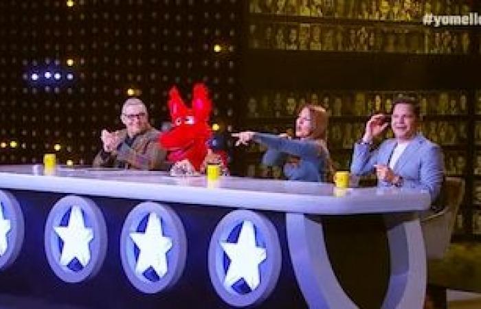 Los padrinos dejaron todo en el escenario para los mini imitadores, pero solo uno tomó los regalos; Esta fue la noche -.