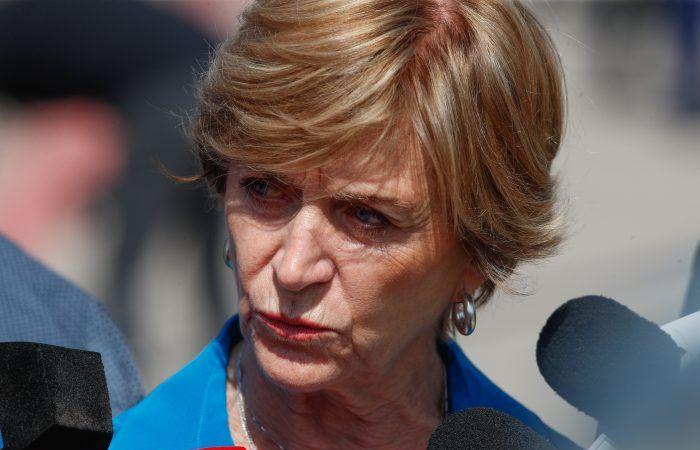 Matthei rechaza una comisión de paz y pide “reconocimiento explícito de que ha habido terrorismo”.