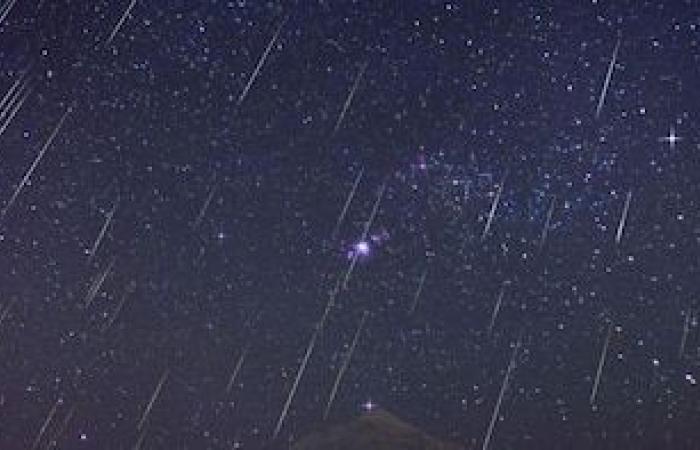 La lluvia Eta de Meteoros Aquáridas deslumbrará esta noche con hasta 50 estrellas fugaces por hora.