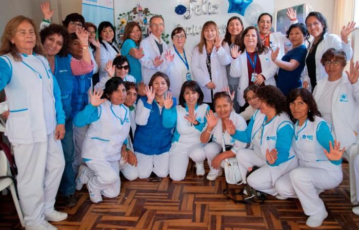 Essalud promueve la medicina complementaria -.