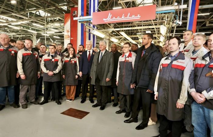 Díaz-Canel en Moscú se encuentra con amigos de Cuba-.