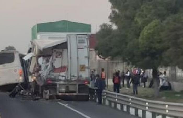 El shock entre el autobús y el remolque deja al menos 10 heridos -.