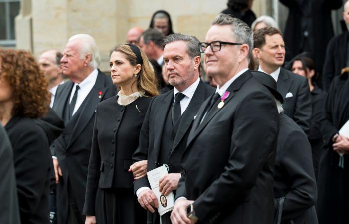 El esposo de Magdalena de Suecia rompe su bajo perfil y adquiere un papel inesperado.