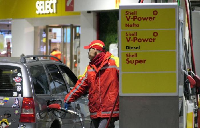 Los descuentos del 10% al 30% que dan YPF, Shell, Axion y Puma en mayo de 2025 -.