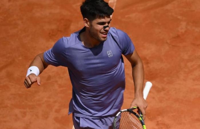 Carlos Alcaraz pasa de Ronda en los 1,000 maestros en Roma después de imponerse a Dusan Lajovic -.